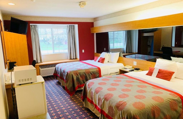 Ramada by Wyndham Bloomington I-55 and I-74 IL