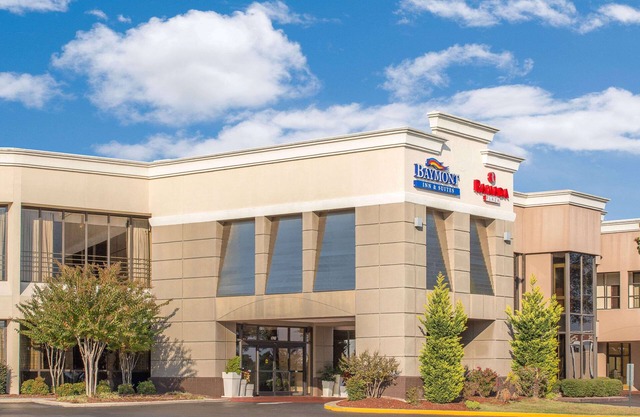Ramada Plaza by Wyndham Fayetteville Fort Bragg Area
