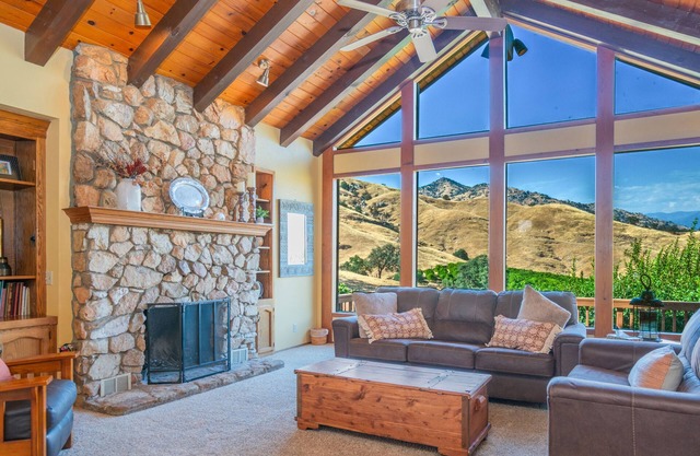 Ranch Getaway dans les contreforts de la Sierra
