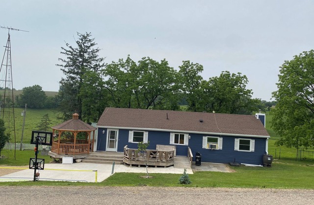 The farmhouse with lower level suite