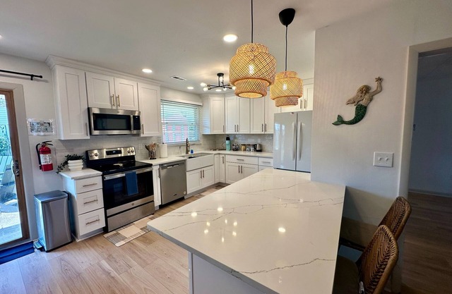 Rancher By the Bay - 1 Floor Living