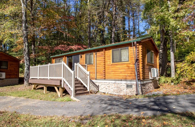 Rancher w/ Hot Tub at Wildern