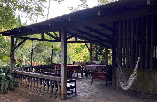 Rancho el Rio: Riverfront Farm - Les produits de la vente soutiennent la démonstration de la durabilité