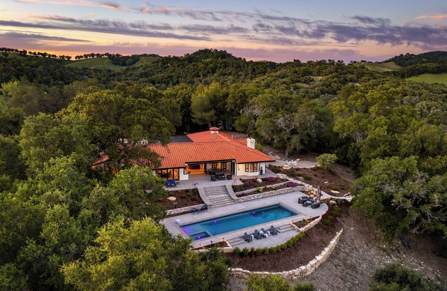 Rancho Robles by AvantStay | ☀️🍷 Vineyard Villa w/ Views, Pool & Privacy