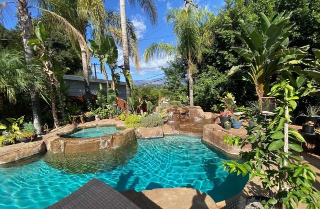 RARE- 5 min to Rose Bowl home w/heated POOL, GYM, & OFFICE