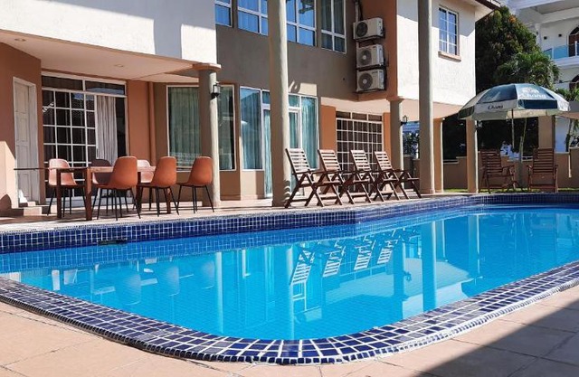 Rare and spacious pool villa , 10 minutes from KLCC & Pavillion