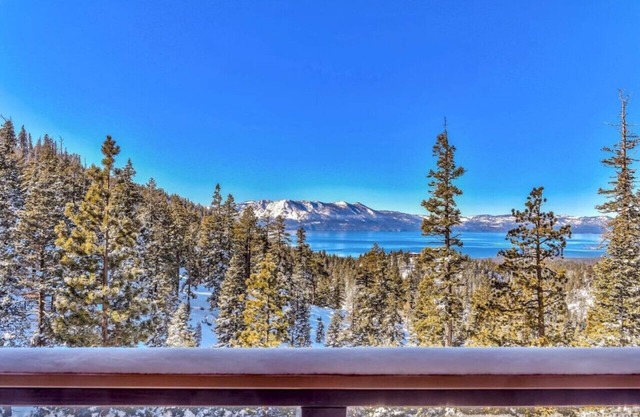 Heavenly Condo Breathtaking LakeVIEW Best Location