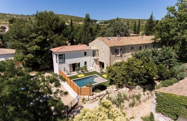 Rare Mas provencal rénové avec jacuzzi et piscine à 20 min d'Aix-en-provence