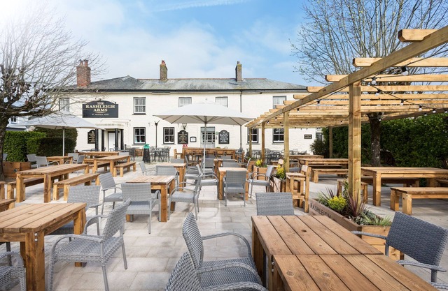 Rashleigh Arms