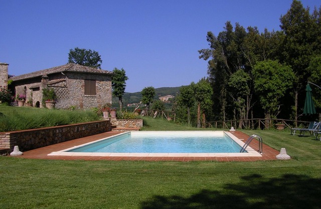 Chalet Lampone, dans la verdure de la TOSCANE, piscine, à deux pas de Sienne