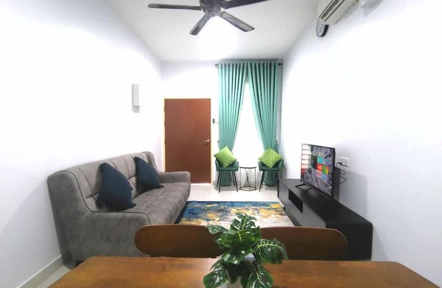 Rasyid Aideen Homestay