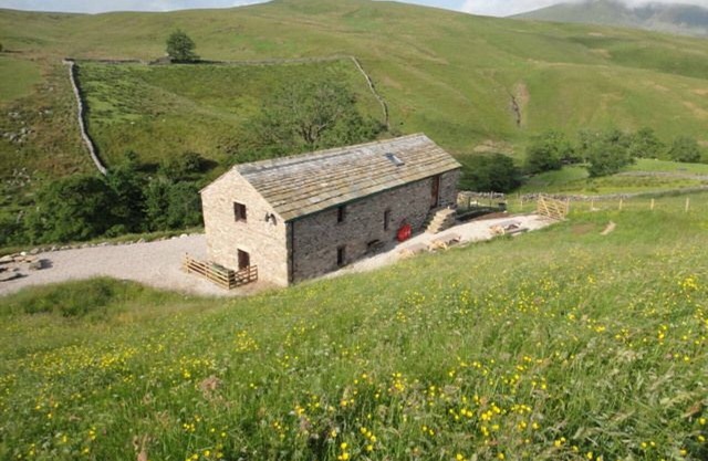 Rawthey Centre - Self-catering accommodation for 16 people