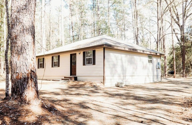 Rayburn’s Drowsy Lane Retreat- Fish & Golf Getaway