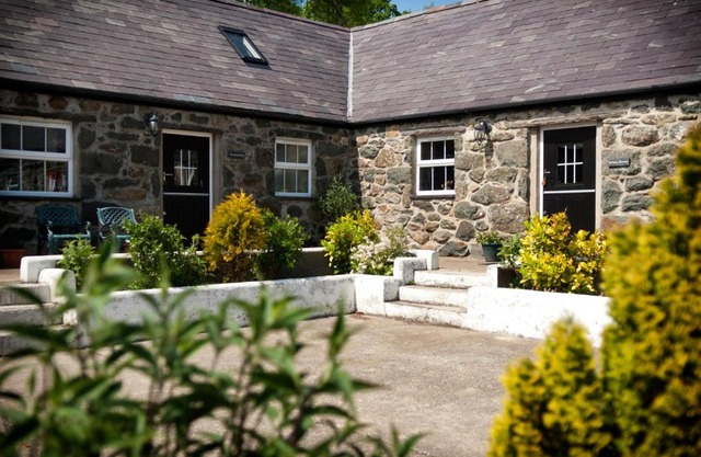 RB Contractor Stays - Dderwen