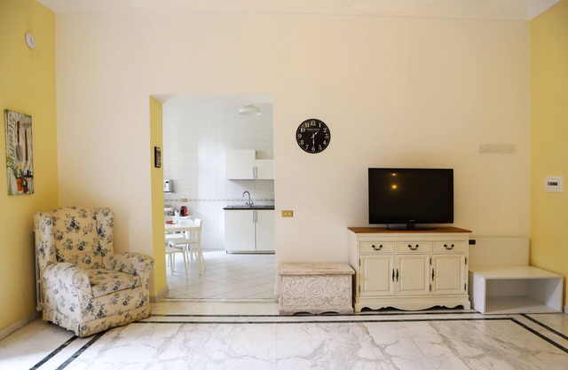 Re Vittorio Emanuele Apartment by Wonderful Italy