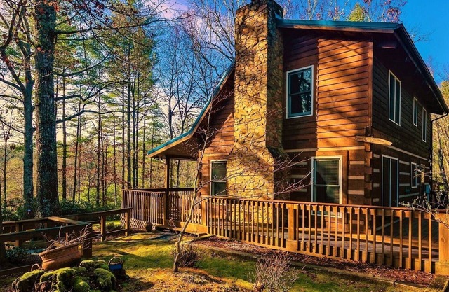 Real Log Cabin-Private Setting-Gated Community-Easy Access