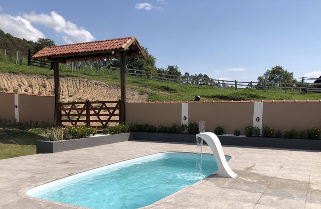 Recanto da Alegria - Casa de Campo Agradável com Piscina