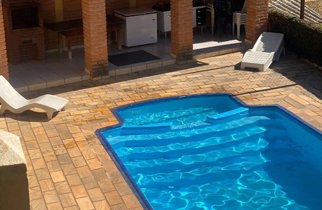 RECANTO DA LUDMILA Ferme: 6 suites, WiFi, q. de tennis, c. de football, piscine