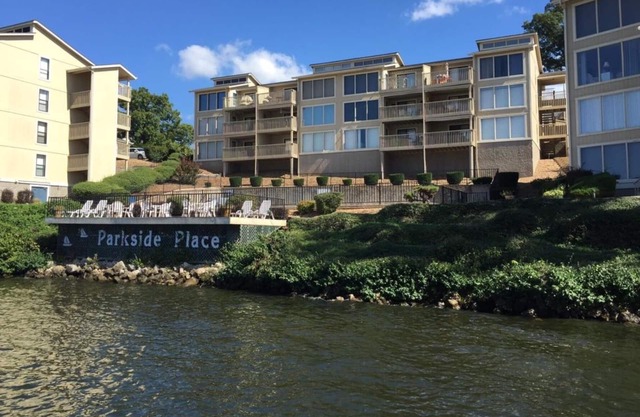 Condo au bord de l'eau récemment mis à jour