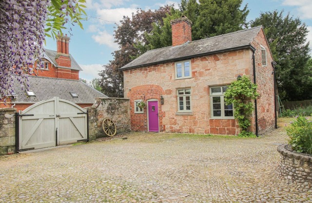COTTAGE RECTORY, animaux de compagnie à West Felton, Ref 1001316
