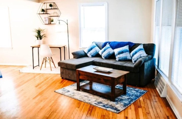 Red à CLE: 3BR, Pets & Kids are Welcome