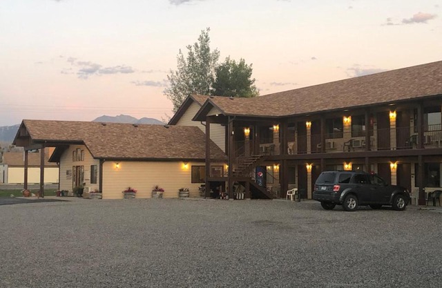 Red Bear Inn