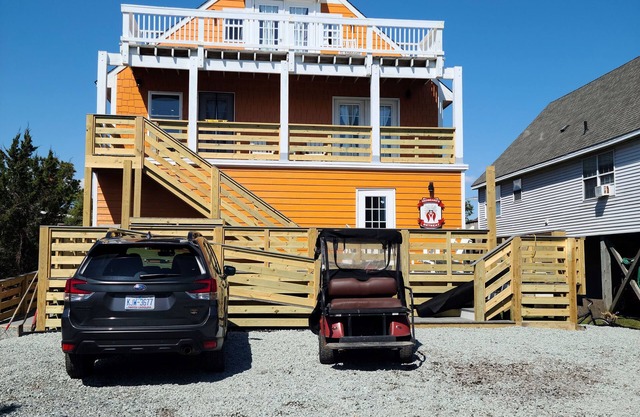 Red Beard's Retreat Suite 3 - Private 1QBR 1Bath 2nd floor suite, Q sleeper sofa