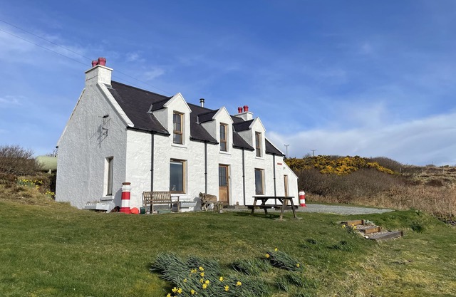 Red Chimneys Cottage, DUNVEGAN