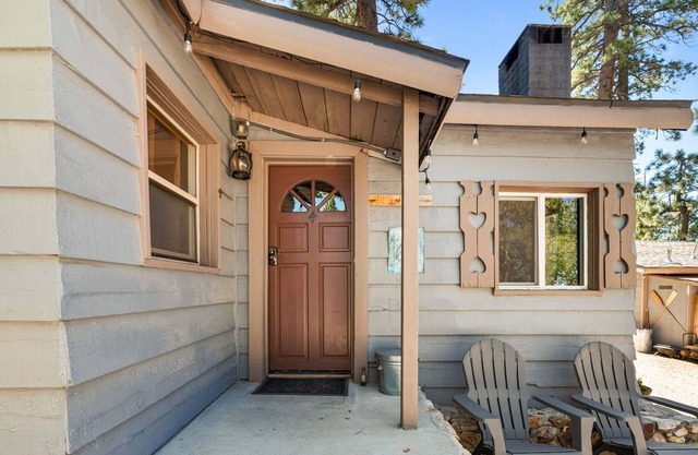 Red Fox Pet Friendly Convenient Location