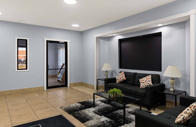 Red Lion Inn & Suites Gretna