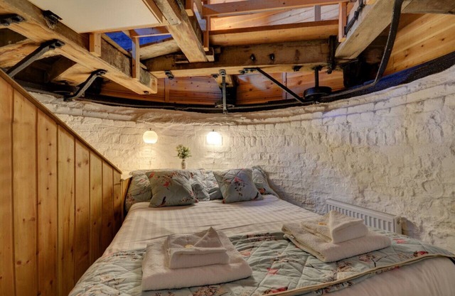 Red Mill - Trois Chambres Maison, Couchages 6