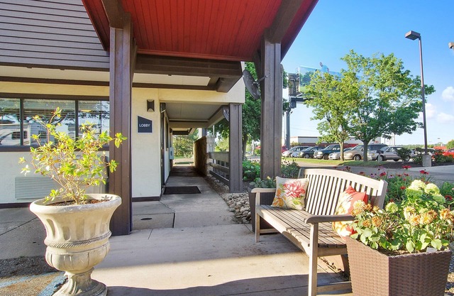 Red Roof Inn Canton