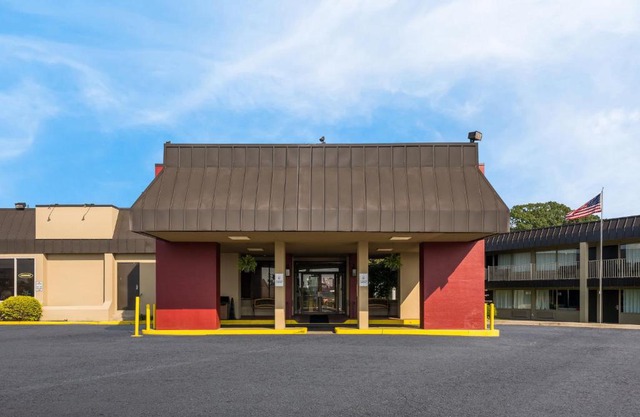 Red Roof Inn Reading