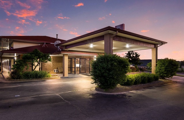 Red Roof Inn Shelbyville