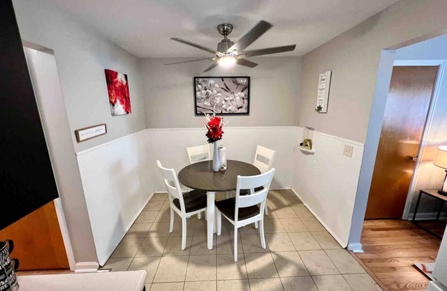 Red Ruby 2 Bdrm Apt Garage Prkng 13 Min to Dwntwn