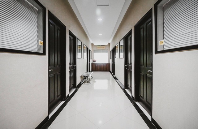 RedDoorz near Kebon Jeruk Jakarta