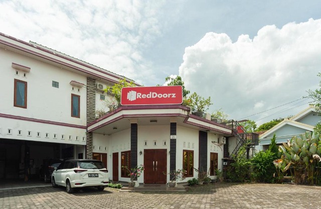 RedDoorz Syariah @ Jalan Panglima Polim Lampung