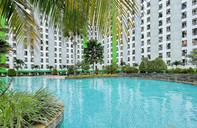 RedLiving Apartemen Green Lake View Ciputat - Hanna Property Tower B
