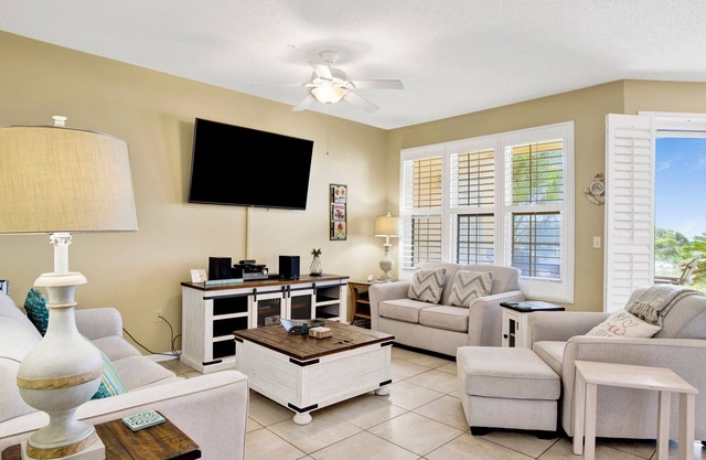 Reduced Rate! La Bella Vita- Beachfront Condo