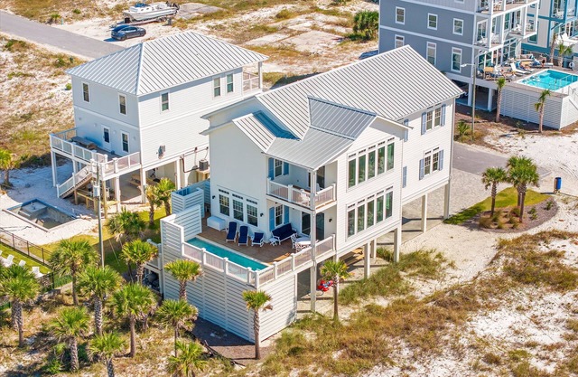 Manly's Beach House- Gulf Front with Private Pool!