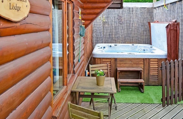 Redwood Boutique Lodge