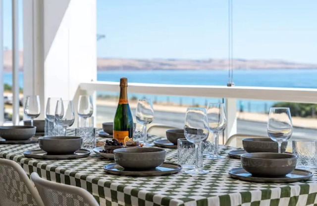 Reef House - Luxury Beachfront - Near Wineries