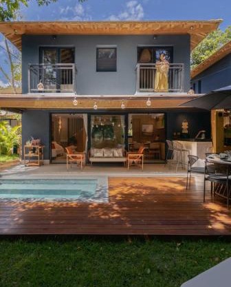 Refúgio com Pé na Areia