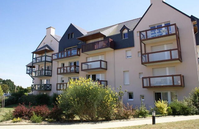 REF 088 Appartement T2 vue port Crouesty proche commerces
