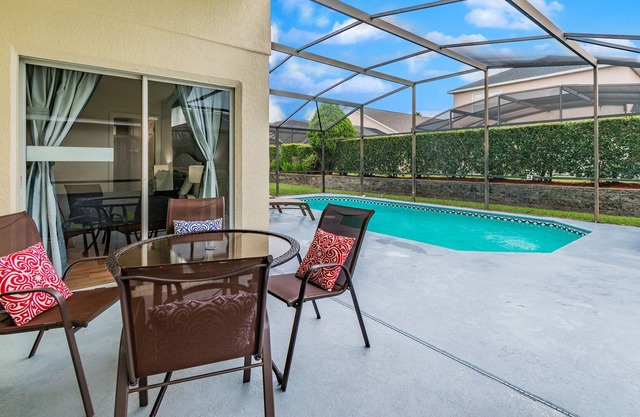 Ref 16. Stunning 4 Bed Villa on 5 Star Resort near Disney