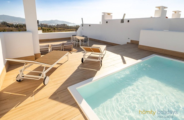 Homity Penthouse + Pool MA-3-P9-4A