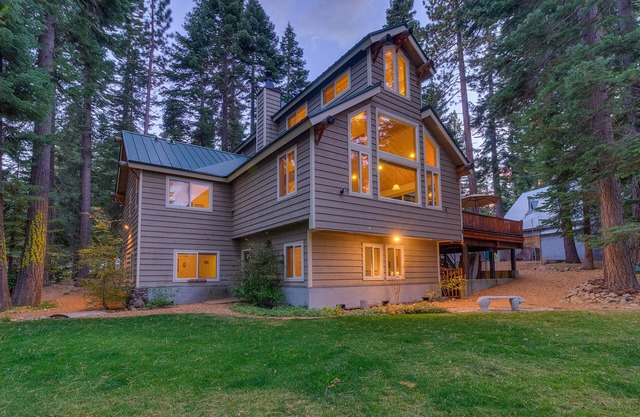 Ref-Nest: 6 BR, 3 BA Maison à Homewood, 16 personnes