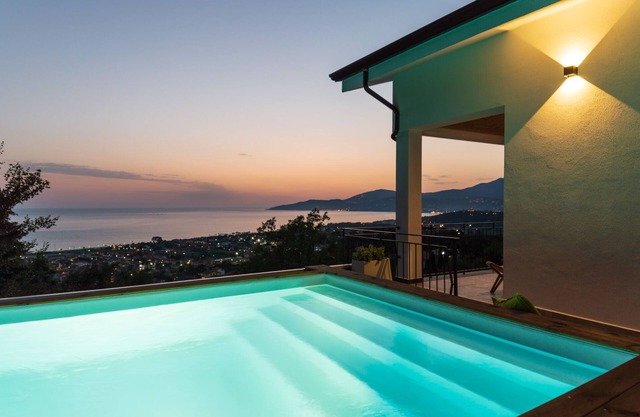 Acqua Living Boutique Villa