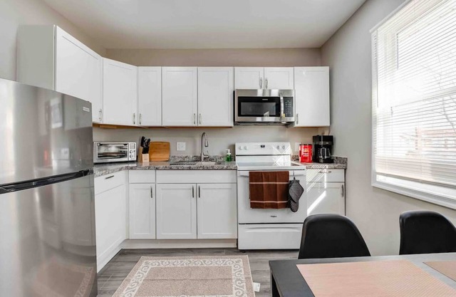 ✨Refreshing 2-Bedroom House in Central Hopewell✨