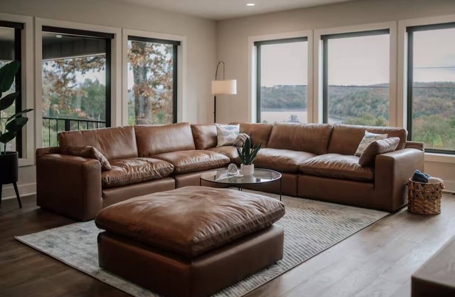 Refuge Ridge - A Modern 3-bedroom Cabin overlooking beautiful Norfork Lake